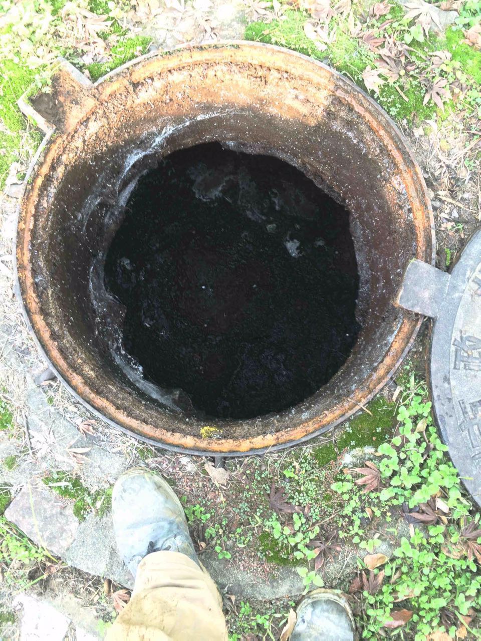 洪山區(qū)光谷 污水池清理 清洗疏通管道  清污公司82868885