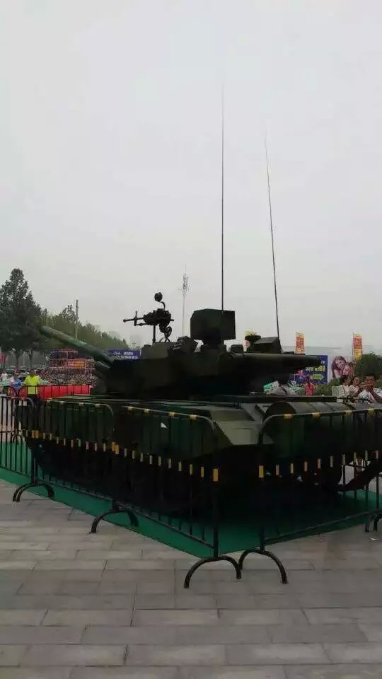 大型變形金剛設(shè)備出租卡通模型租賃廠家