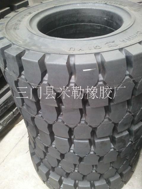 供應(yīng)合力叉車實心輪胎廠家
