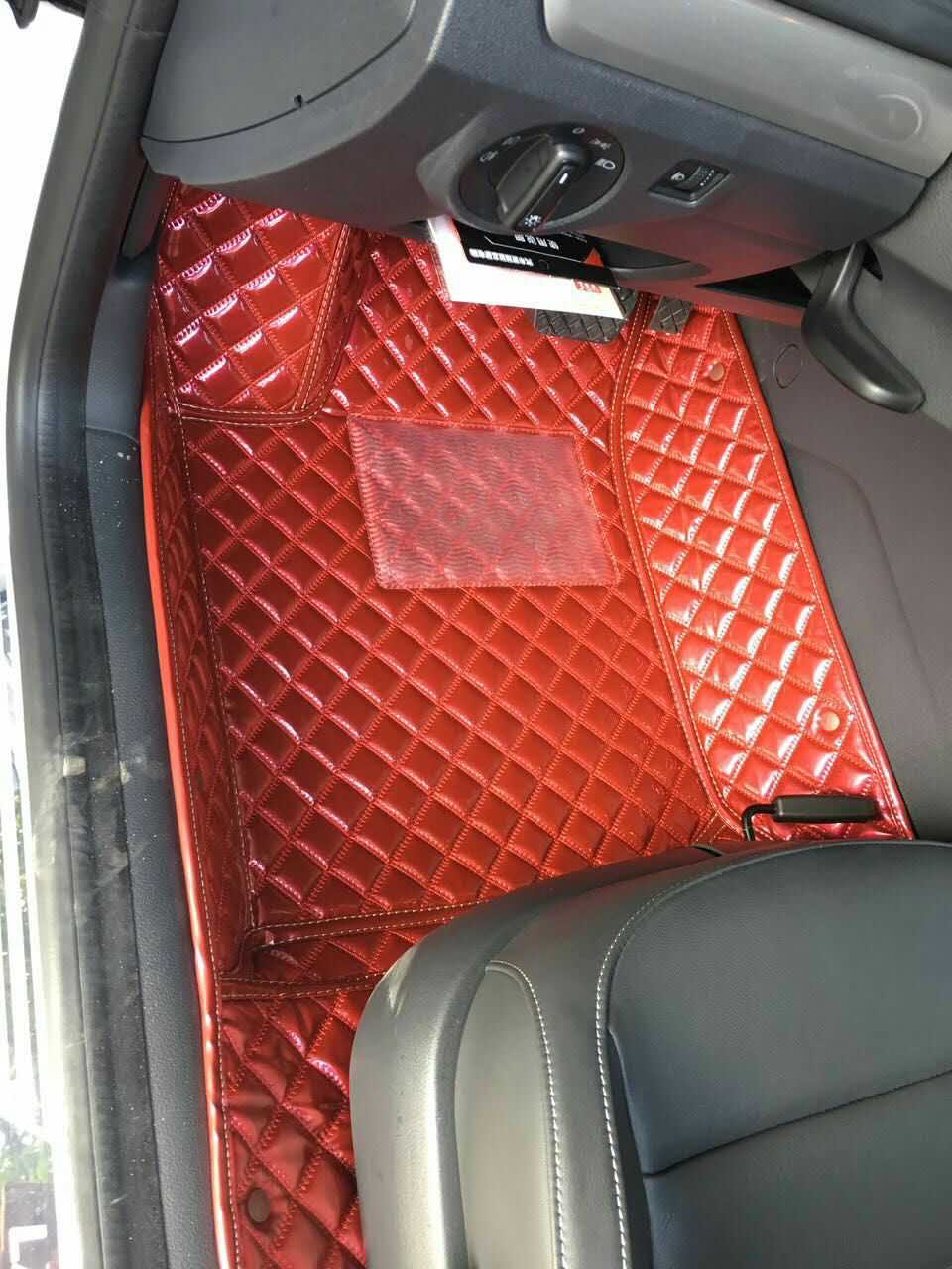 定制全包圍腳墊專車環(huán)保亮皮，重慶全包圍亮皮腳墊定制