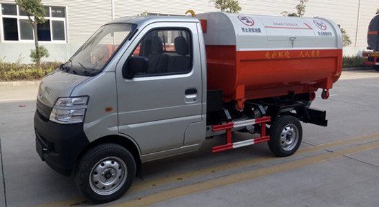 勾臂垃圾車/垃圾車廠家直銷小型垃圾車
