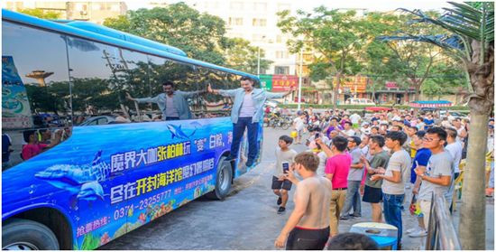 雙層觀光敞篷巴士出租科技主題展VR設(shè)備出租廠家