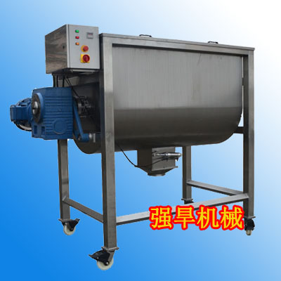 臥式螺帶混合機生產(chǎn)廠家，粉料混合均勻殘留少的混合機廠家，強旱機械