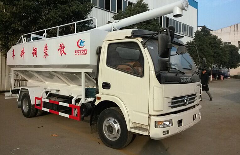 東風(fēng)多利卡散裝飼料運輸車，10方東風(fēng)多利卡散裝飼料運輸車價格