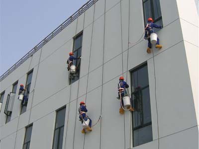 專業(yè)外墻清洗找三好清潔