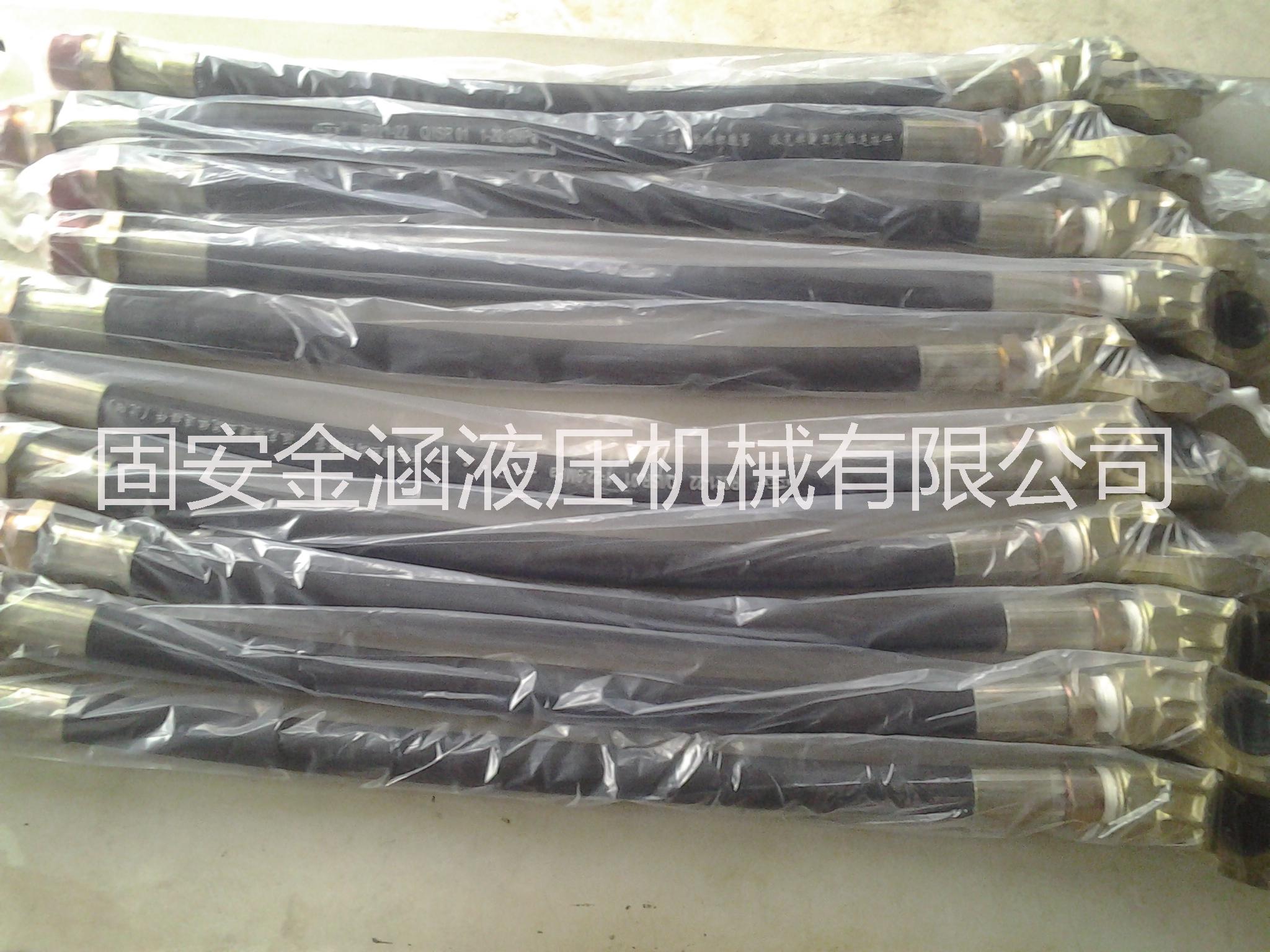 鐵路機車總風軟管連接器總成