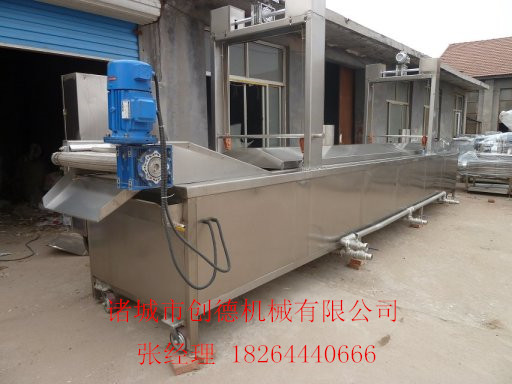 廠家供應(yīng)新型油炸機、自動控溫油炸設(shè)備創(chuàng)德機械放心購買