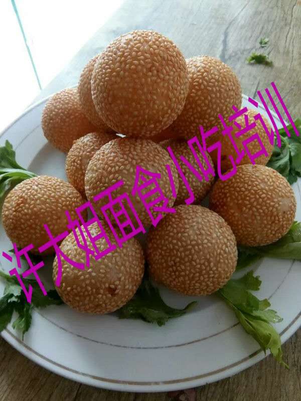小吃技術(shù)培訓(xùn)濟(jì)寧面食小吃技術(shù)培訓(xùn)濟(jì)寧許大姐小吃培訓(xùn)學(xué)校