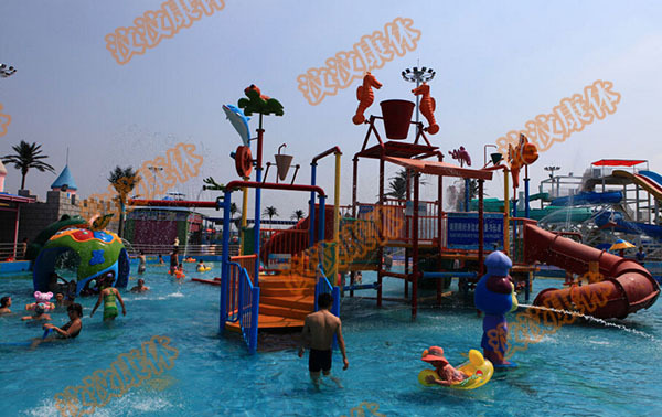 大型水上樂園滑梯組合設(shè)備 大型水上樂園組合滑梯設(shè)備