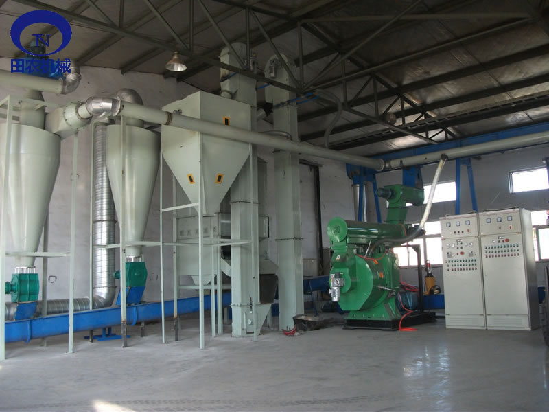 山東大型竹屑顆粒機(jī)生產(chǎn)線 濟(jì)寧市田農(nóng)供大型竹屑顆粒機(jī)生產(chǎn)線