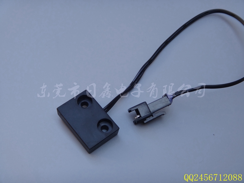 供應四分接口黑色塑料水流開關(guān) 磁力式水流開關(guān) 流量開關(guān)