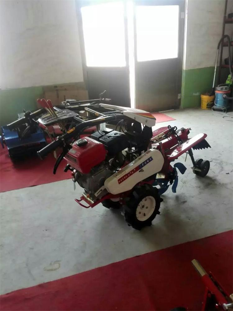 多功能微耕機(jī) 多功能微耕機(jī) 蔥地開溝培土機(jī)