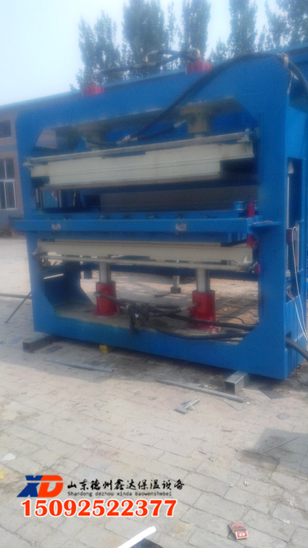 珍珠巖保溫板設(shè)備~珍珠巖壓板機(jī)~