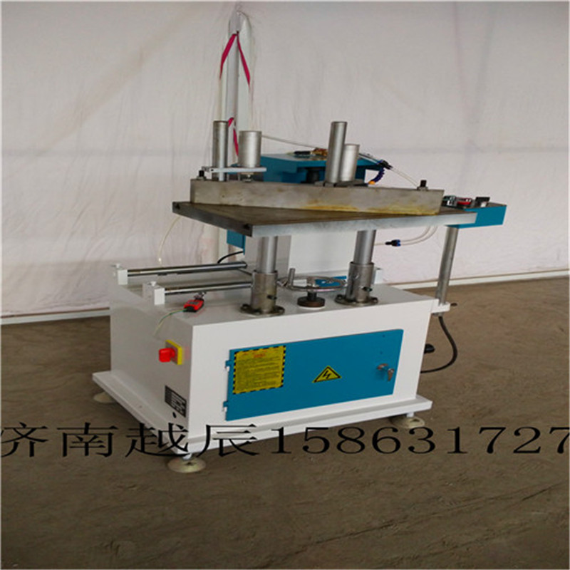 一套斷橋鋁設(shè)備報價多少錢一套 斷橋鋁合金設(shè)備