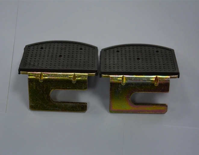 供應(yīng)臺(tái)鈴電動(dòng)車(chē)放腳板 腳踏板 電動(dòng)自行車(chē)后輪擱腳板 腳踩板 電動(dòng)車(chē)腳踏板 電動(dòng)車(chē)電機(jī)保護(hù)架