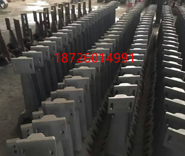 】山東圓友攪拌機(jī)襯板 葉片 攪拌臂1000/1500型攪拌機(jī)耐磨配件