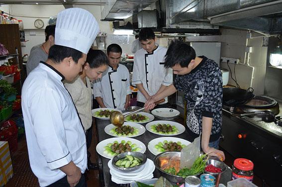 營(yíng)養(yǎng)師輕食廚師 _素食營(yíng)養(yǎng)師廚師