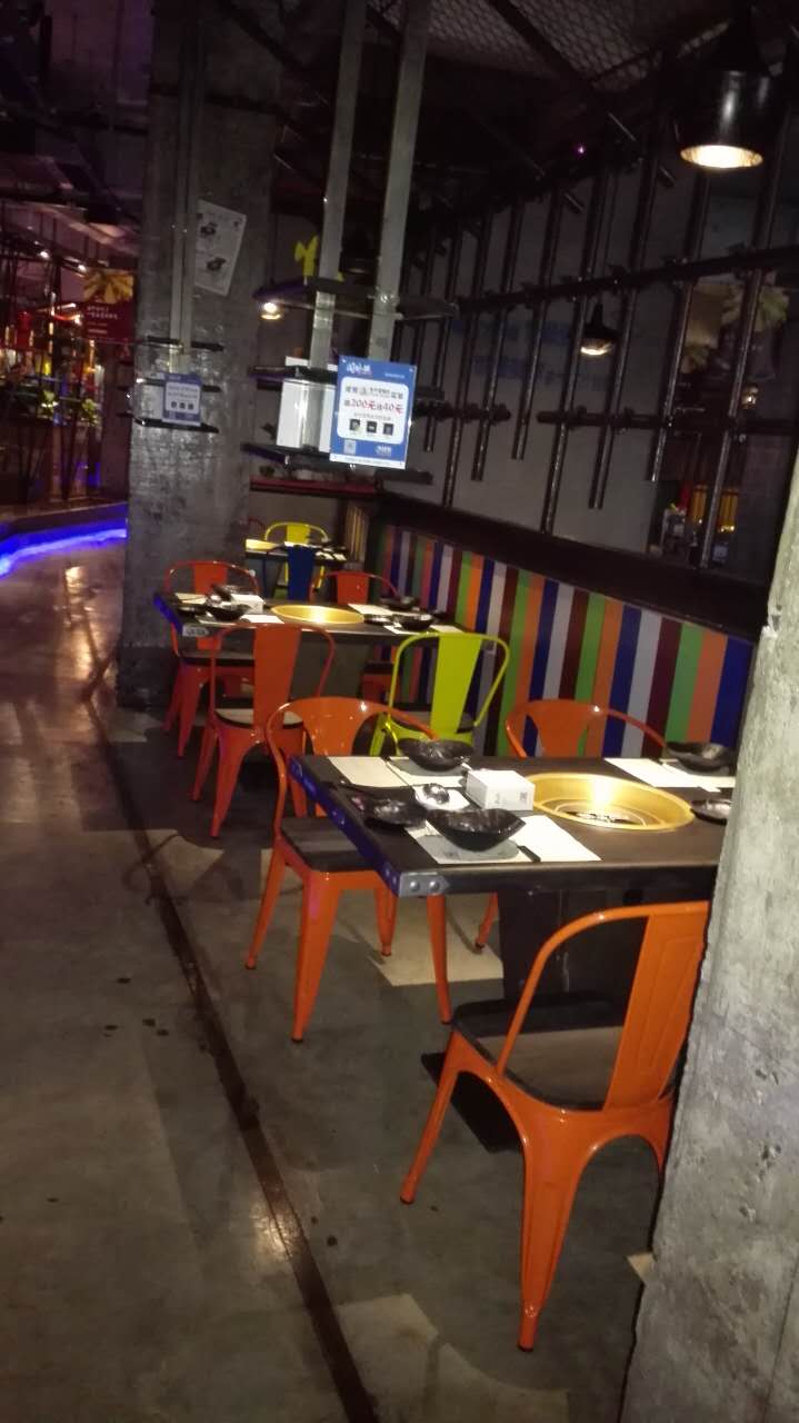 陜西鑫富源酒吧桌,椅子批發(fā)