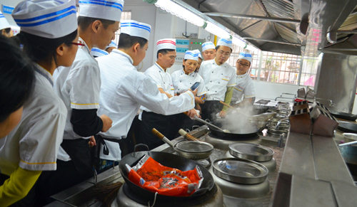 【廣州素食學(xué)?！?成都素食廚師培訓(xùn)免費(fèi)