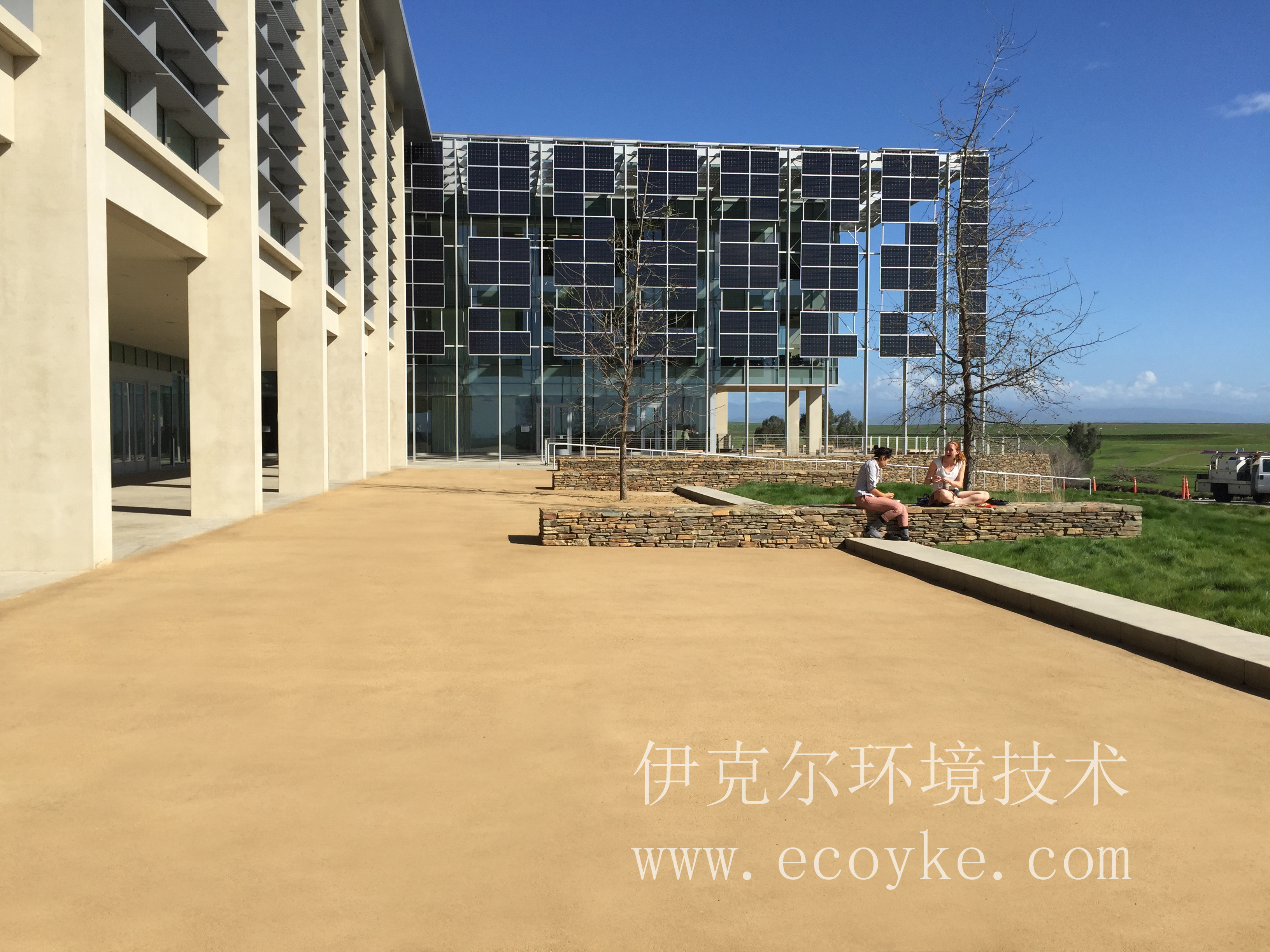 伊克爾固化土新型材料應用于學校路面