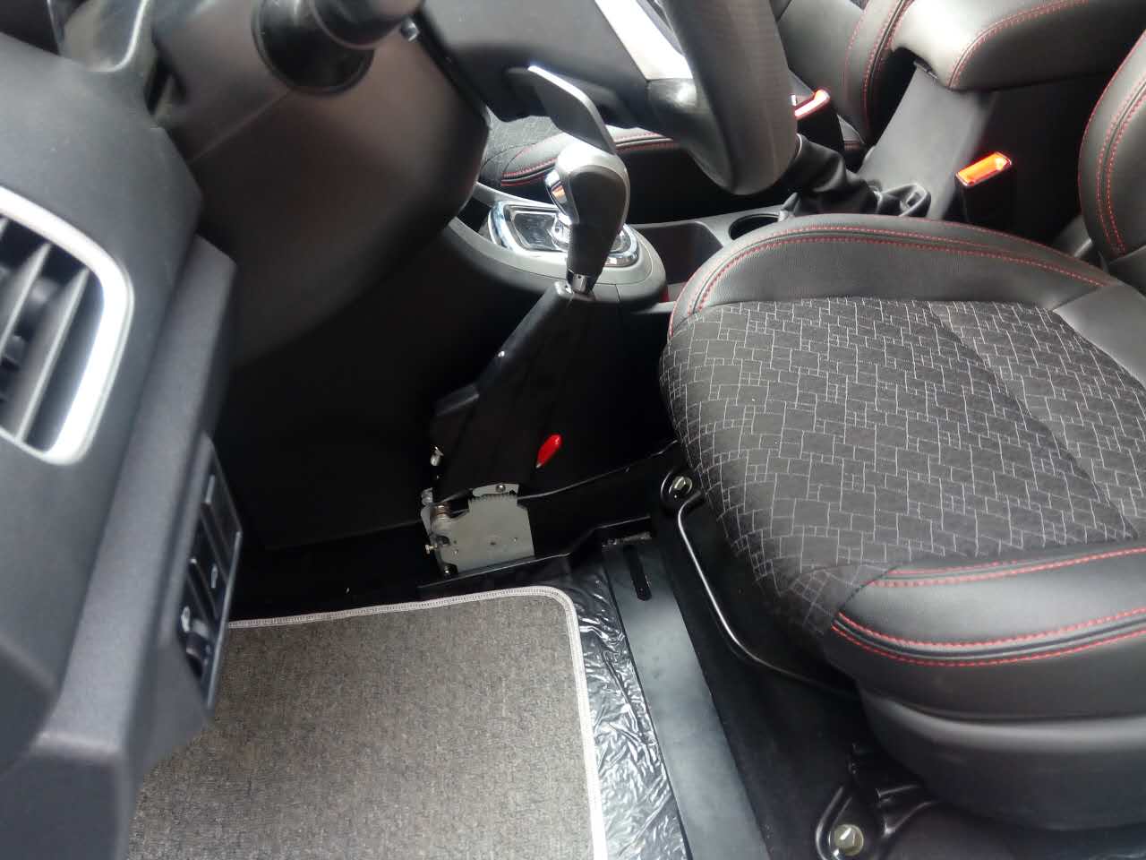 c5f輔助殘疾人駕駛汽車輔助裝置