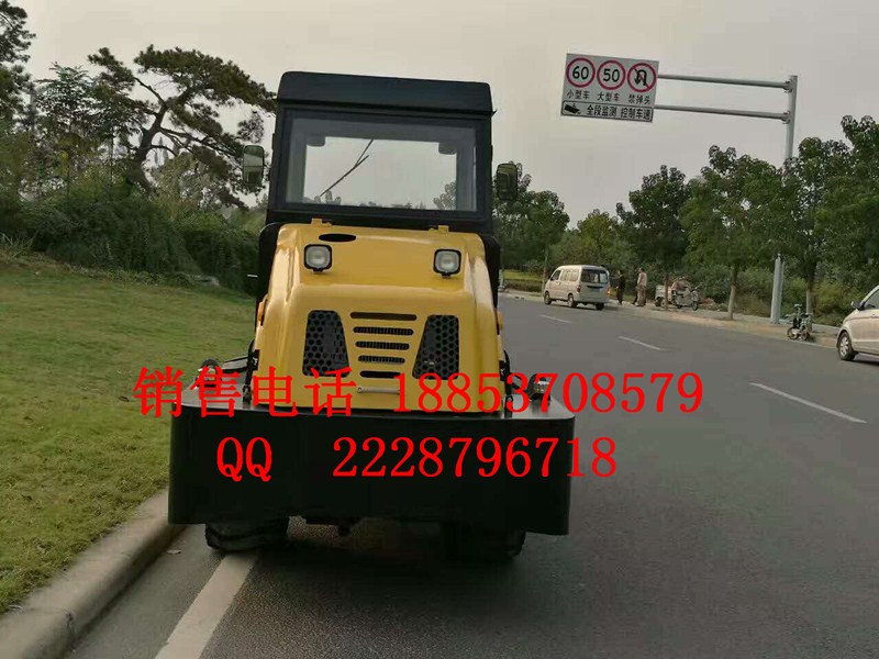 壓路機(jī)