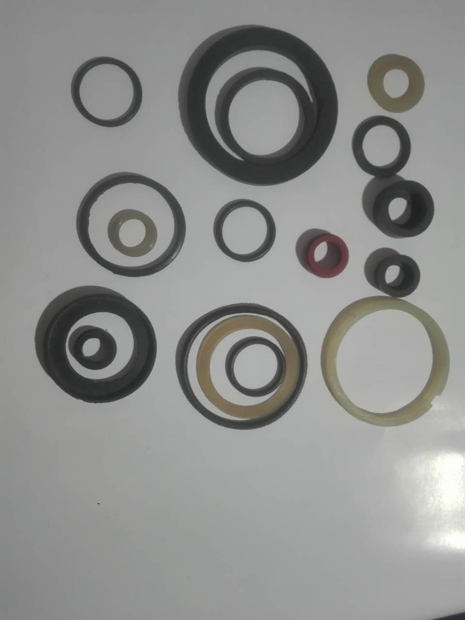 專業(yè)生產(chǎn)廠家，材質(zhì)多樣規(guī)格齊全，也加工訂做 山東密封圈供應(yīng)商