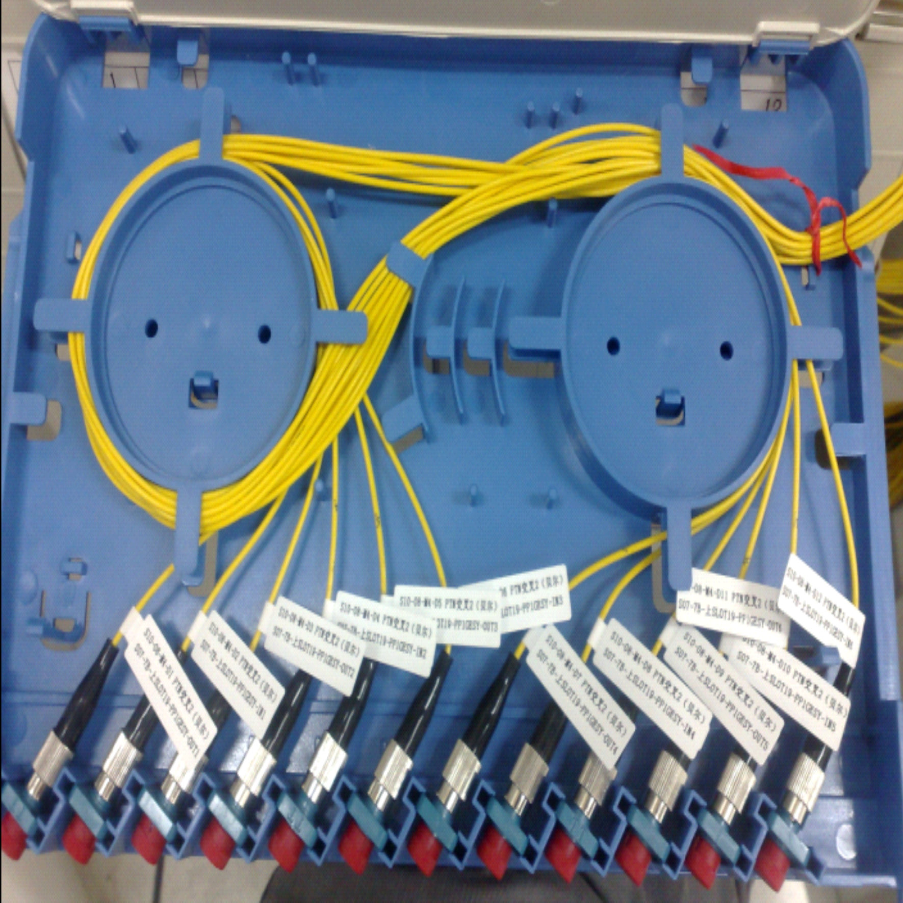 藍(lán)牙連接手持電力電信移動(dòng)通信標(biāo)簽機(jī)PT-60BC 藍(lán)牙標(biāo)簽打印機(jī) 藍(lán)牙標(biāo)簽機(jī)15922575357