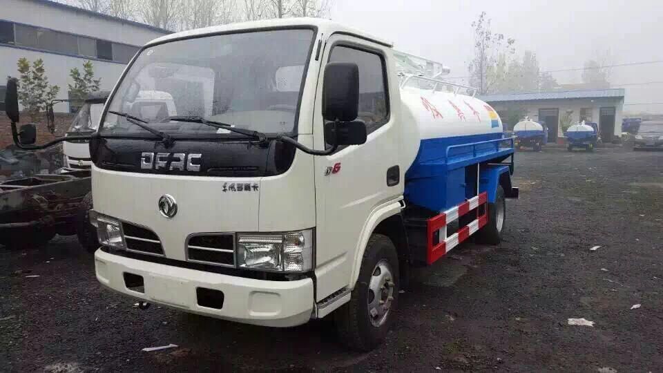 山東12噸二手灑水車出售價(jià)格，山東12噸二手灑水車價(jià)格