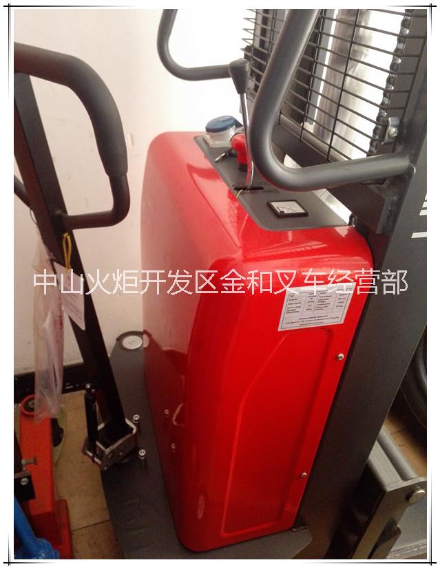 廠價直銷 1/1.5/2噸半電動堆高車 裝卸車 升高車 電瓶叉車 堆高機