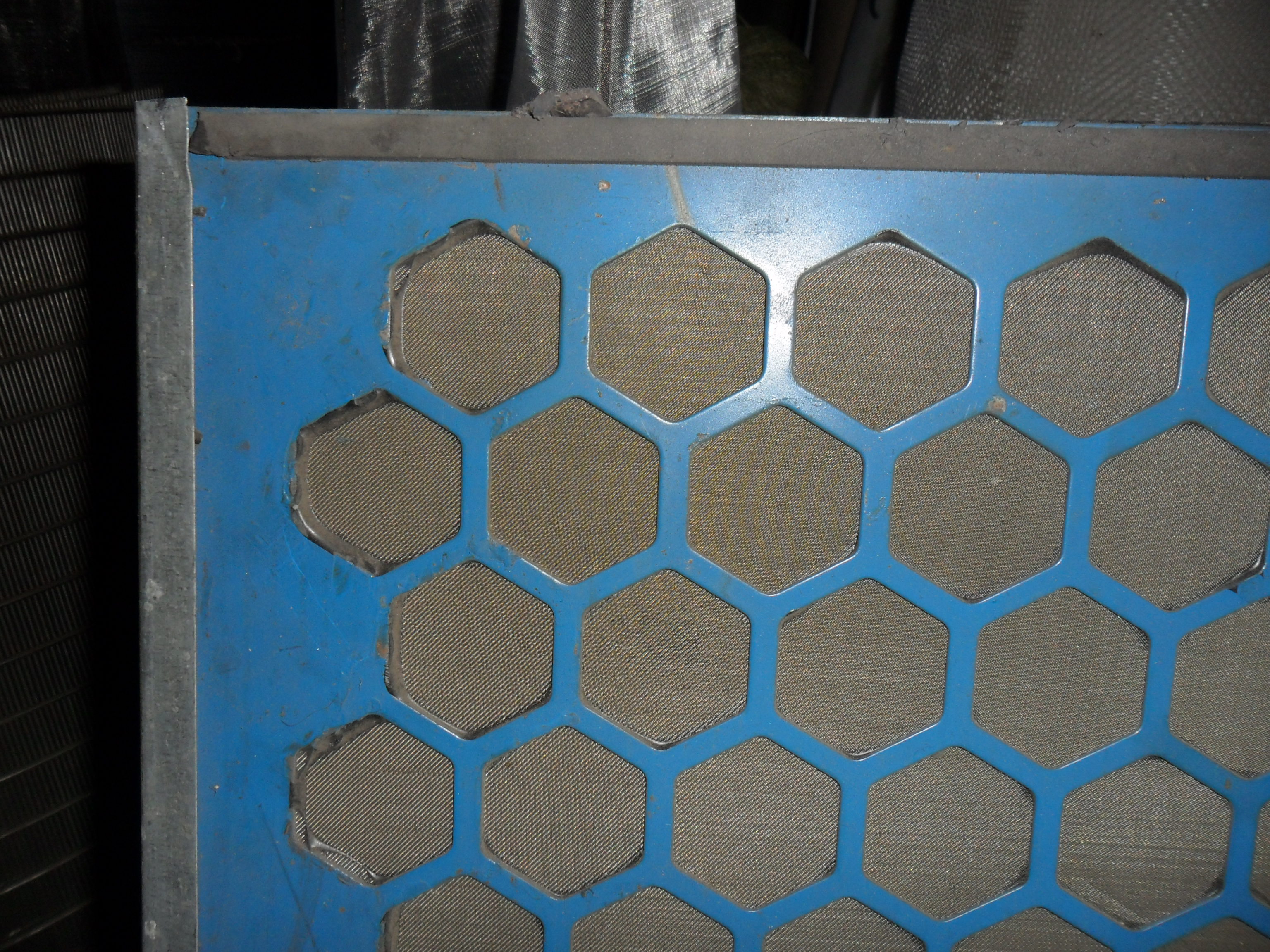 鋼板網(wǎng) 鋼格板 沖孔網(wǎng)