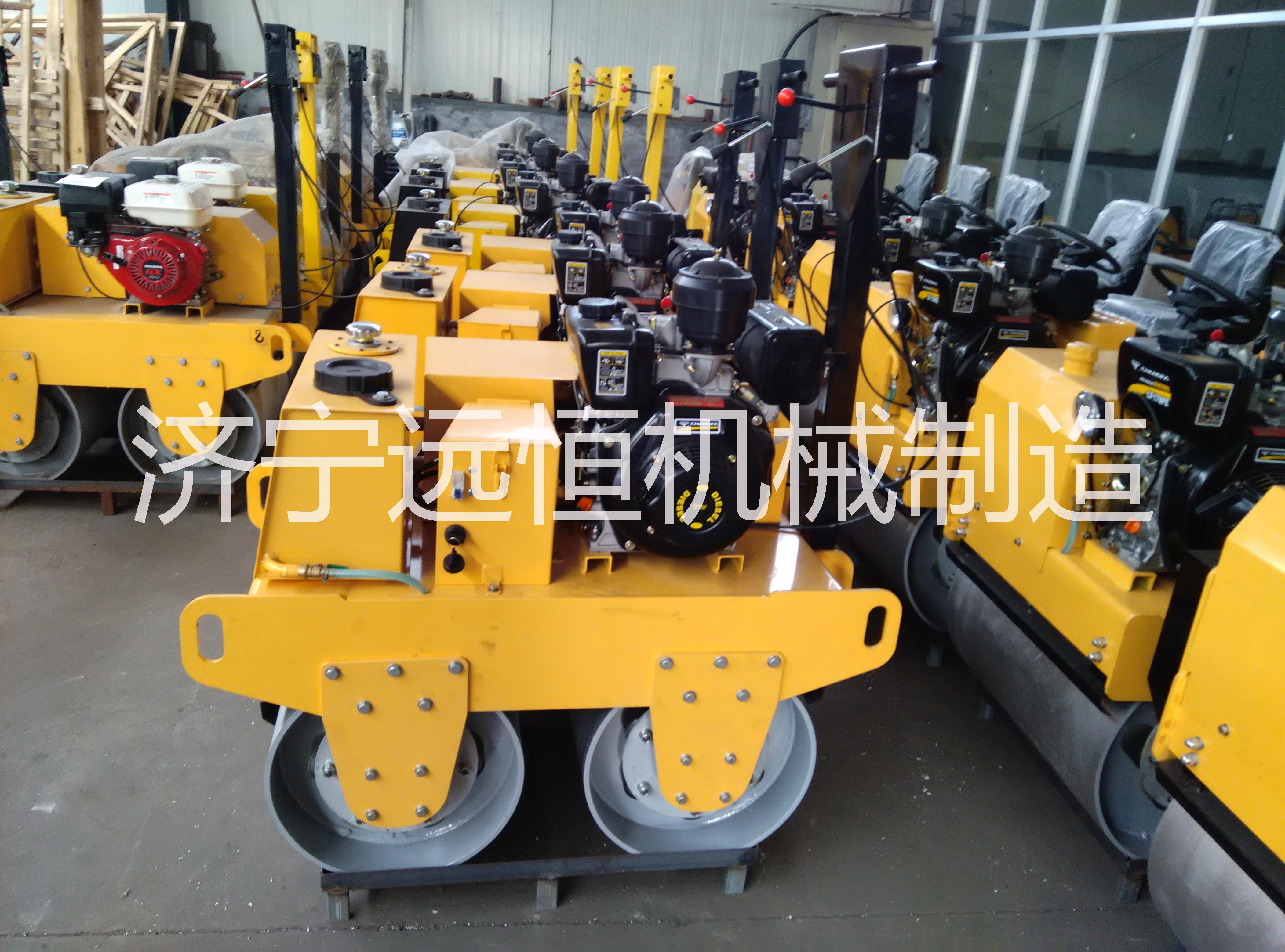 0.3-3.5噸小型振動式壓路機(jī)