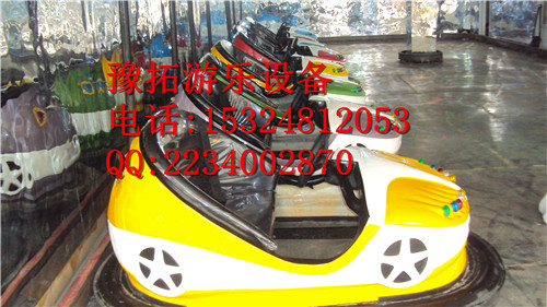 生動(dòng)活潑的兒童碰碰車*款 電瓶碰碰車廠家