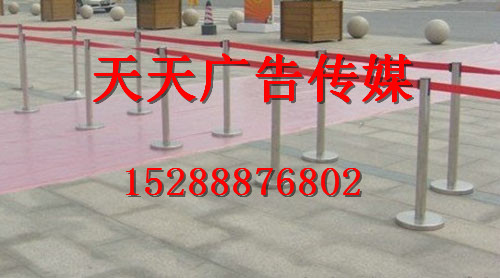供應(yīng)濟(jì)南液晶電視出租濟(jì)南音響燈光出租濟(jì)南一米線*警戒線出租濟(jì)南帳篷出租濟(jì)南注水旗桿出租濟(jì)南飲水機(jī)出租