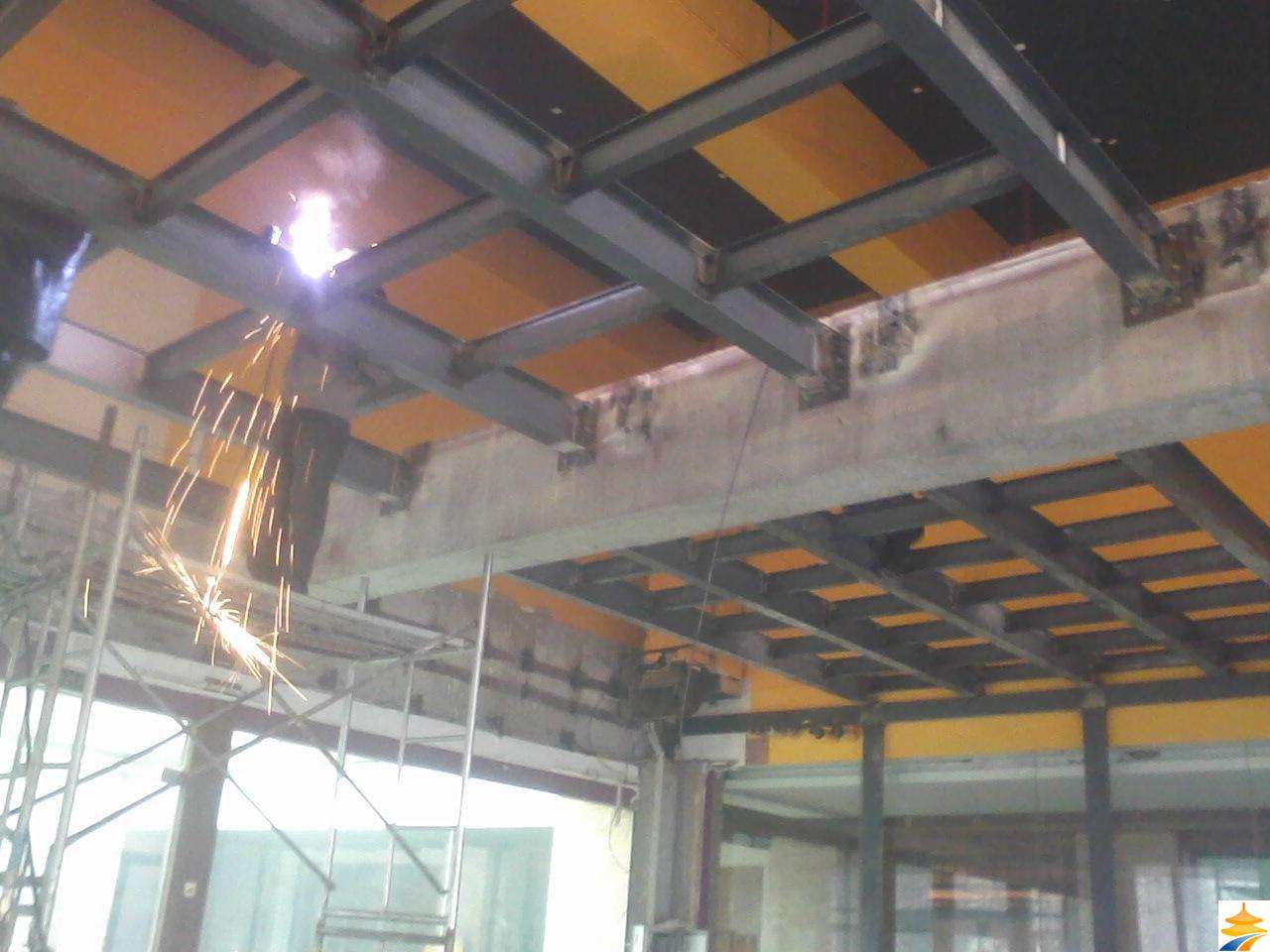 蘇州鋼結(jié)構(gòu)閣樓，鋼結(jié)構(gòu)樓梯，護(hù)欄