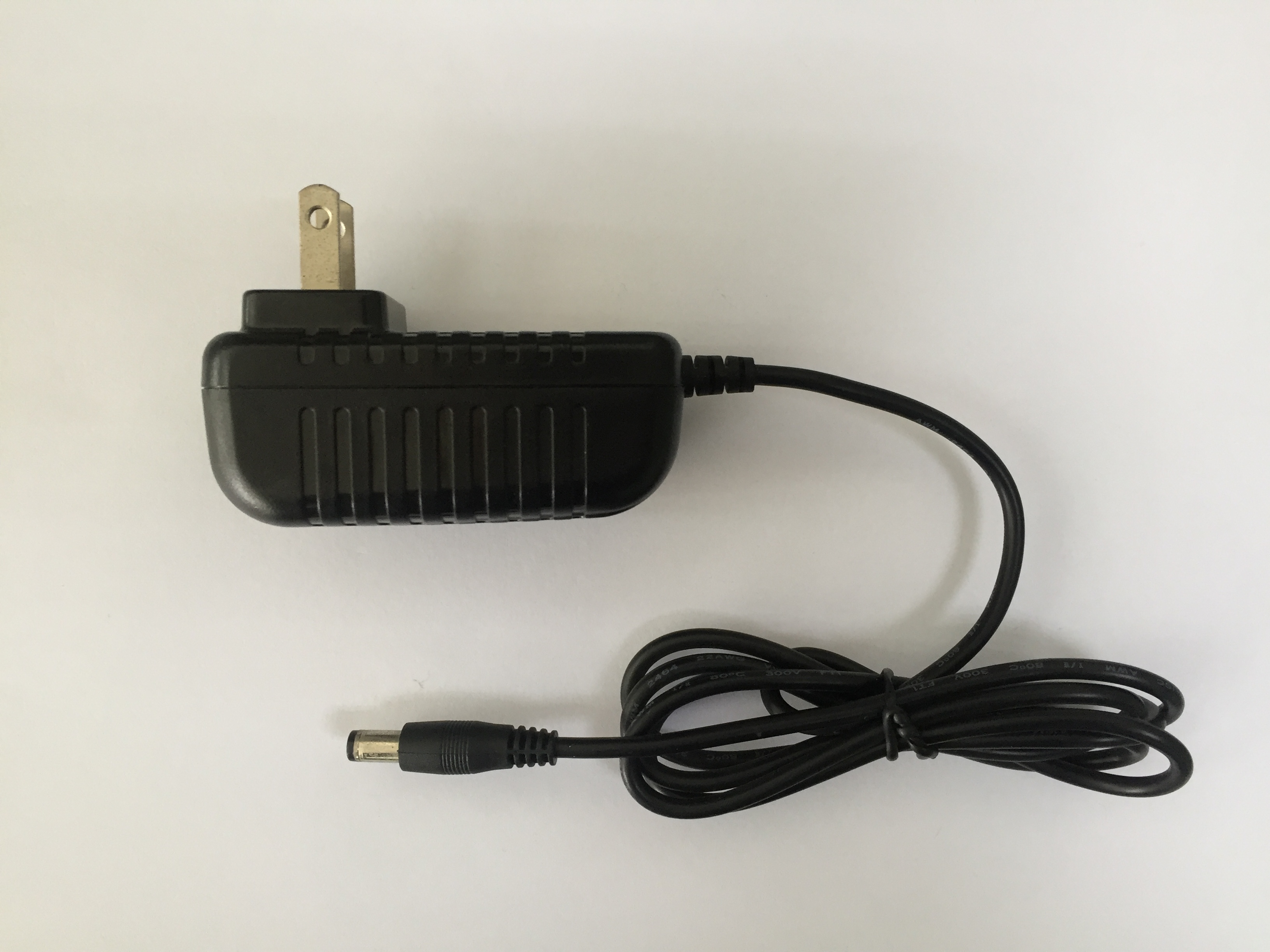 廠家直銷5V 2A電源適配器