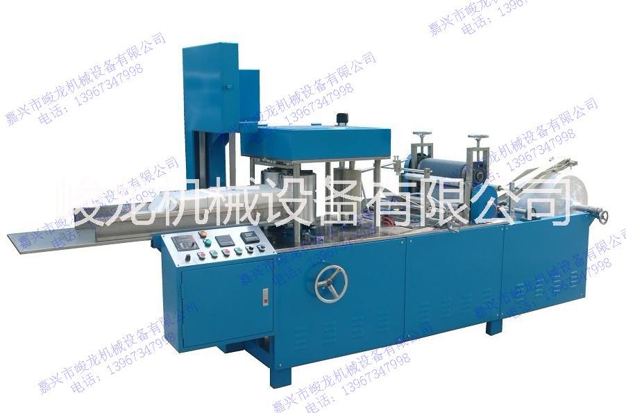 JL-Z300型全自動(dòng)無(wú)紡布?jí)夯ㄕ郫B機(jī)