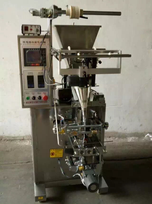 供應(yīng)全氣動(dòng)液體兩次封口包裝機(jī)