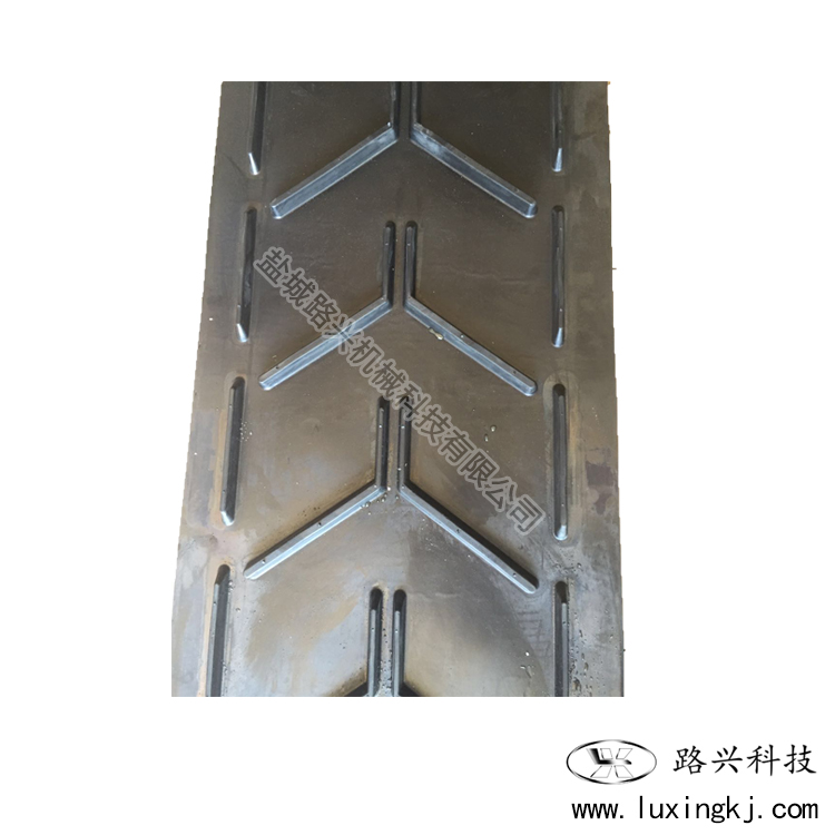 路興科技供應(yīng)銑刨機(jī)輸料皮帶，耐磨耐用，可定做，廠家直銷