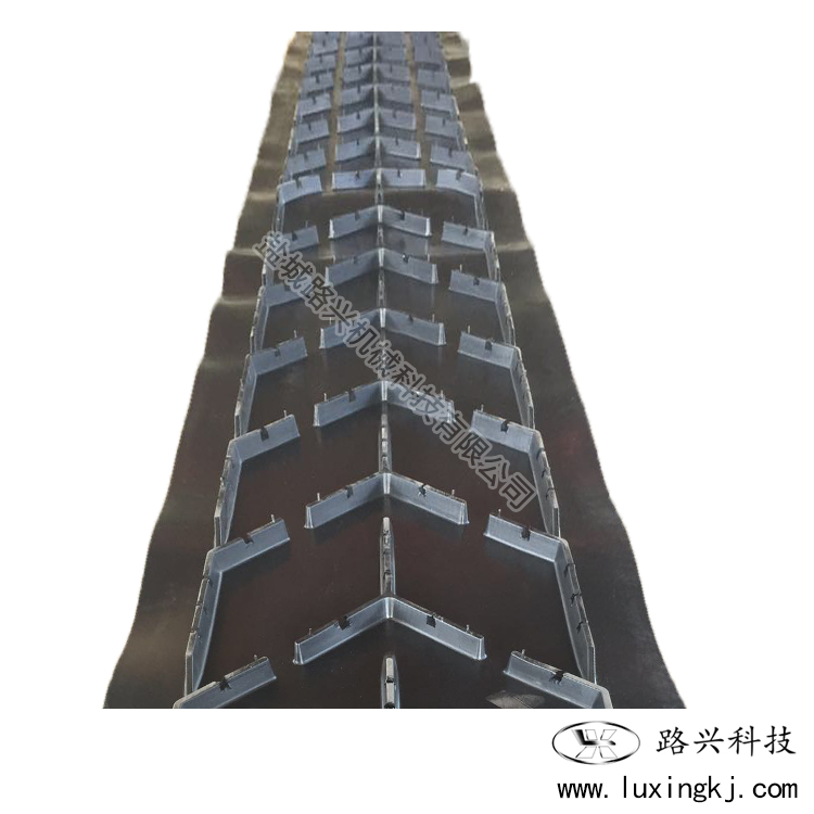 路興科技供應(yīng)銑刨機(jī)輸料皮帶，耐磨耐用，可定做，廠家直銷