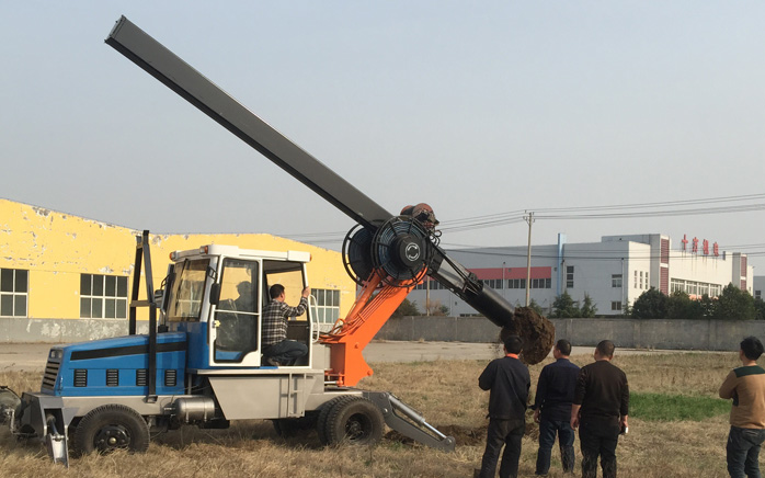 LD-180°輪式旋挖鉆機(jī)_15米農(nóng)村房建旋挖機(jī)_水井打樁機(jī)
