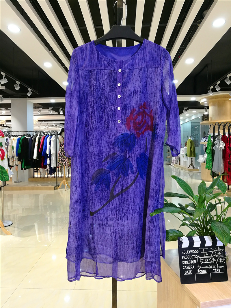 品牌折扣女裝店加盟一席之地品牌女裝折扣