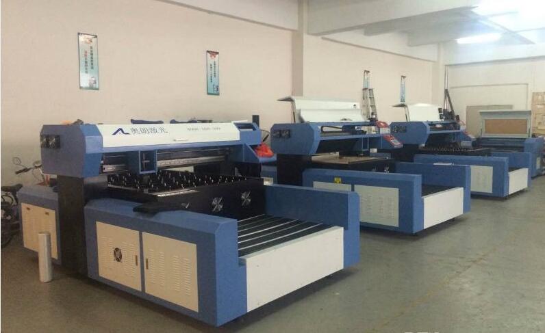 800瓦激光切割機(jī)