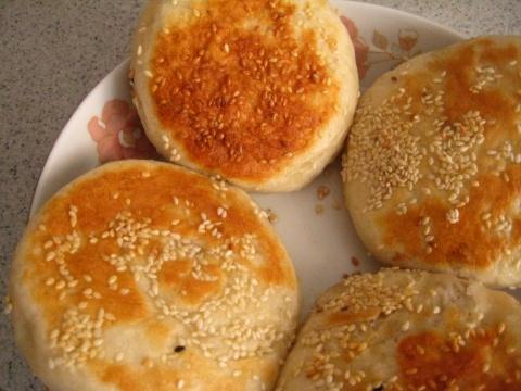 洛陽(yáng)油酥燒餅學(xué)習(xí) 油酥燒餅技術(shù)制作 洛陽(yáng)小吃培訓(xùn) 油酥燒餅