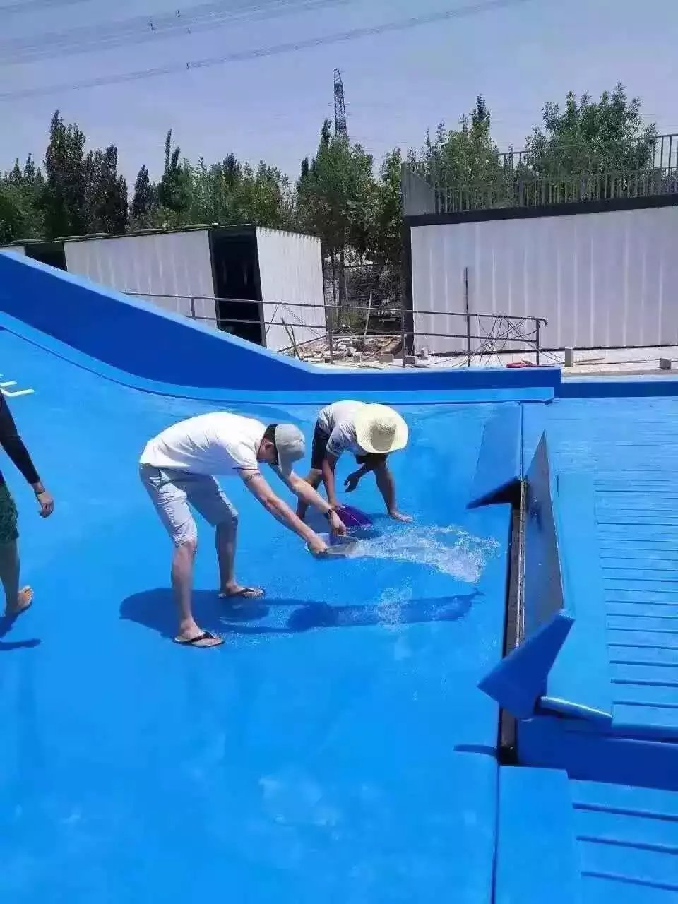 上海沖浪模擬器出租，水上沖浪運動設備租賃