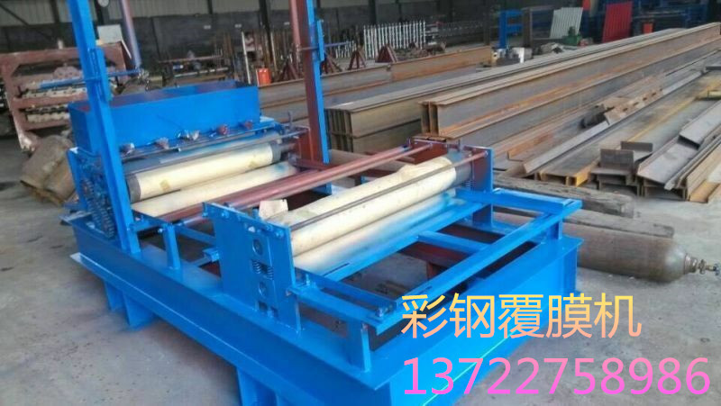 河北廠家現(xiàn)貨銷售彩鋼壓瓦機，彩鋼覆膜機，各種冷彎設(shè)備及配件