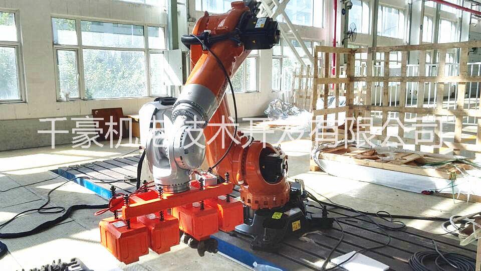 自動化機械手吸盤，電永磁焊接工裝夾具，工業(yè)機械手夾具，千豪