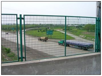 供應(yīng)西寧橋梁護(hù)欄網(wǎng)廠家，橋梁護(hù)欄網(wǎng)