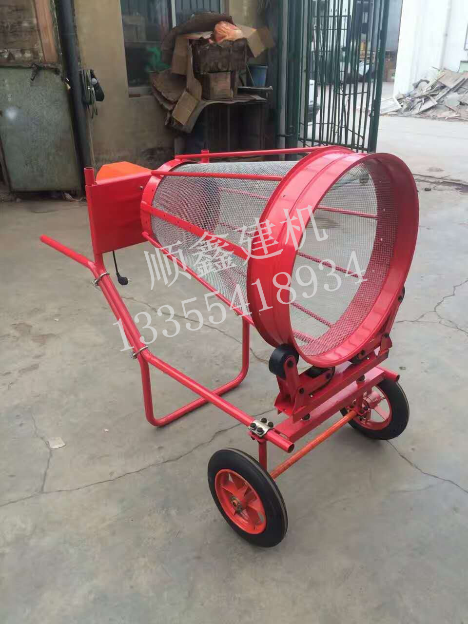 小型便攜式手推式滾筒篩沙機廠家  山東手推式滾筒篩沙機價格