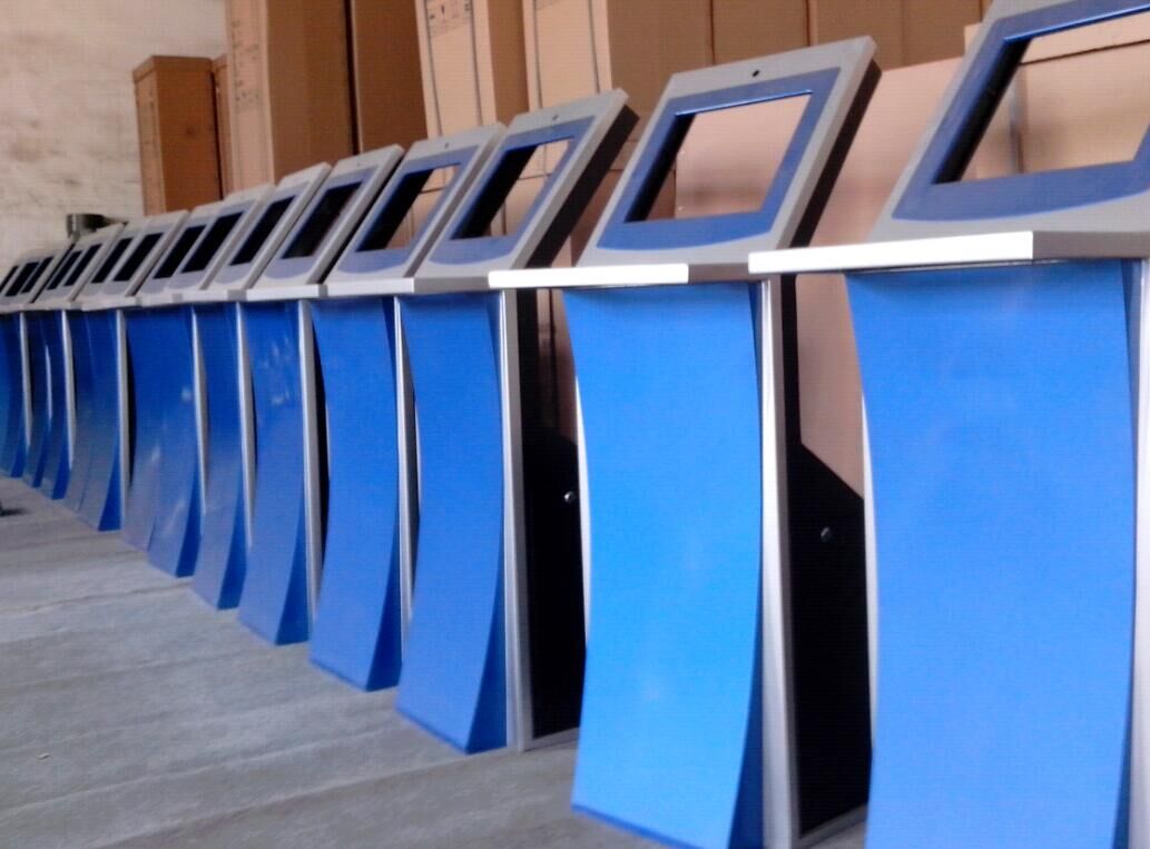 成都觸摸屏駕?？荚囈惑w機(jī)/自助信息查詢機(jī)/駕校考試桌考試椅